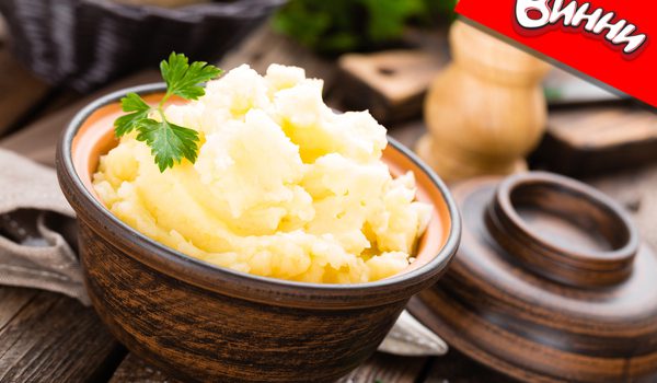 Mashed potato. Potato mash with butter and milk. Boiled potato. Potato puree